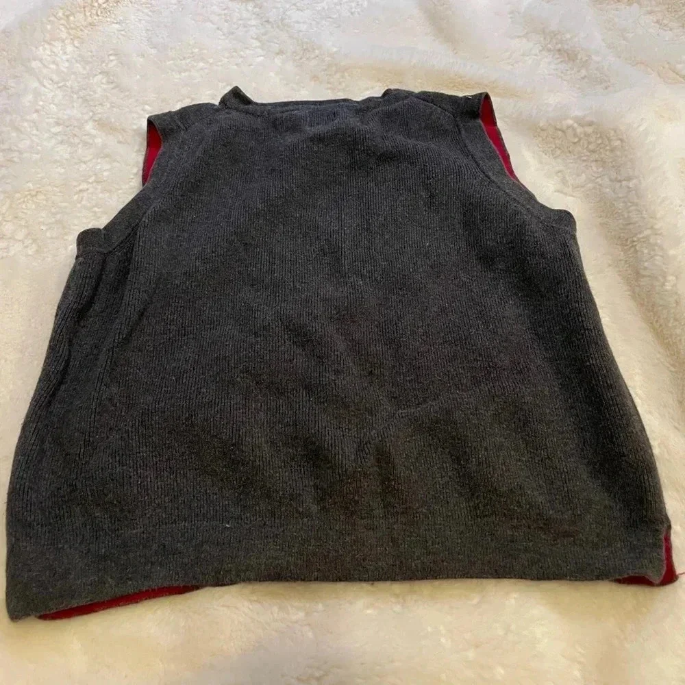 GAP kids XS (4)‎ gray vest